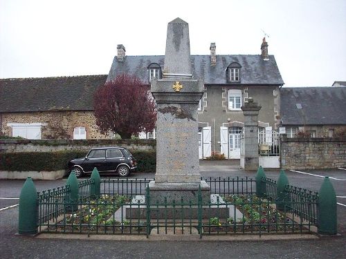 Oorlogsmonument La Chapelle-d'Andaine #1