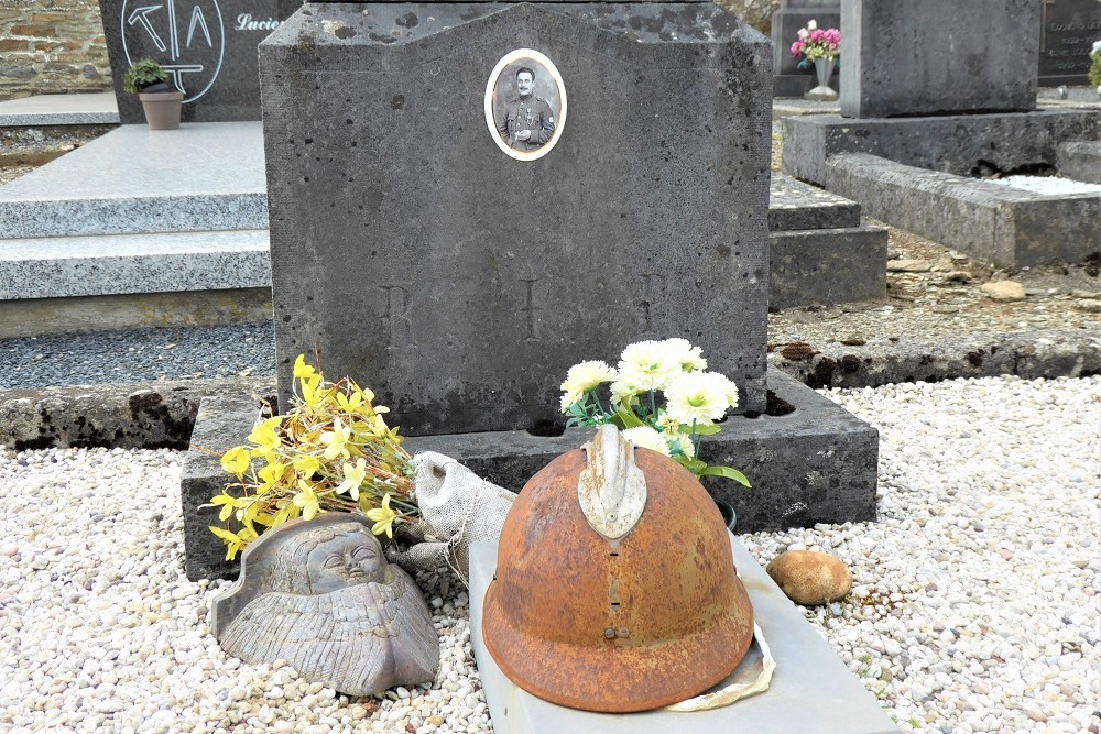 Belgische Oorlogsgraven Auby-sur-Semois #3