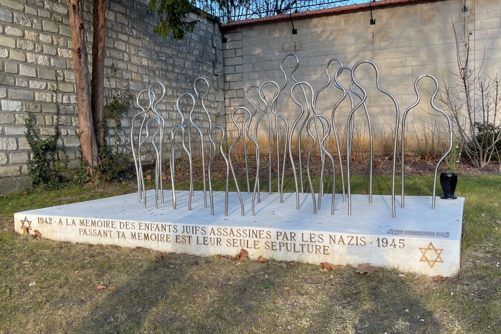 Memorial Jewish children