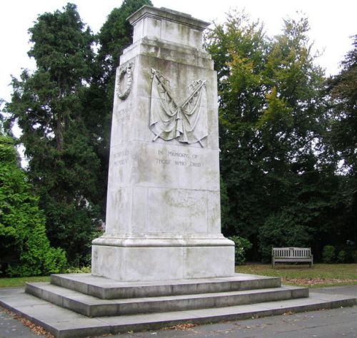 Oorlogsmonument Grimsby #1