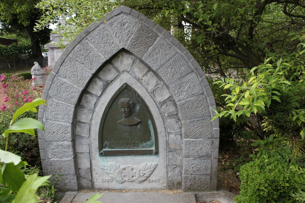 Monument Marie-Louise Bonnet Antoing