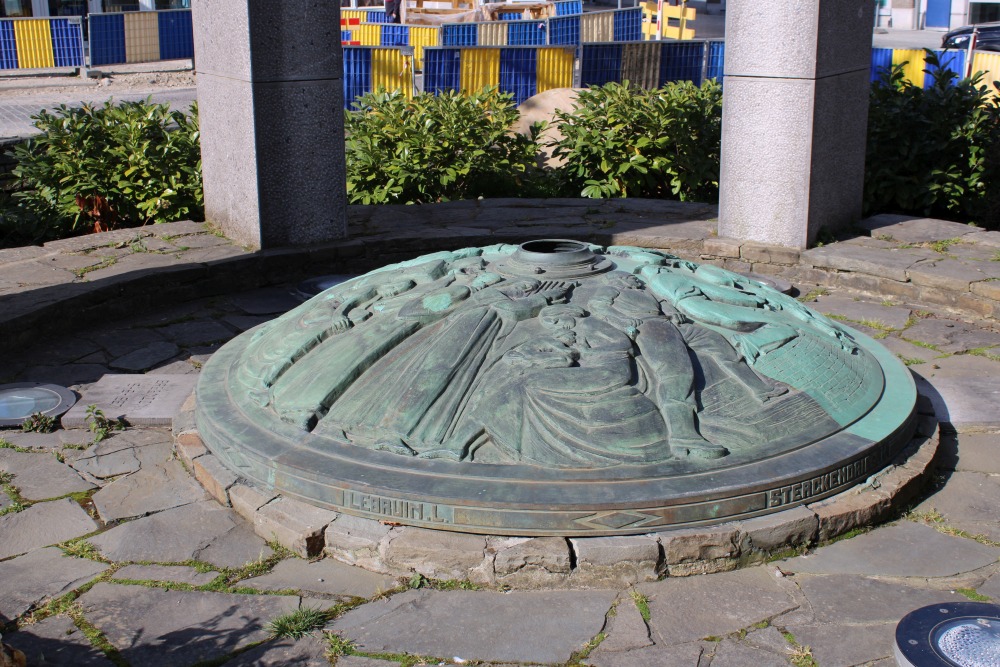 Oorlogsmonument Tienen Heldensquare #3