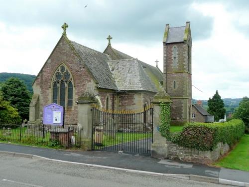 Oorlogsgraf van het Gemenebest St. James Churchyard