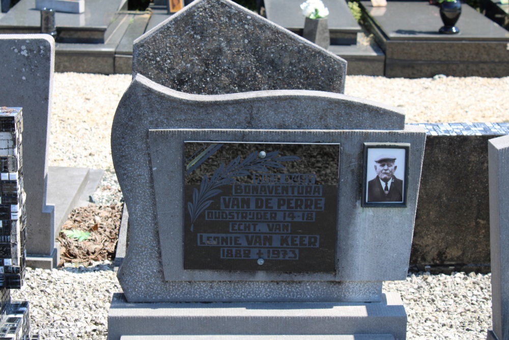 Belgian Graves Veterans Peizegem #4