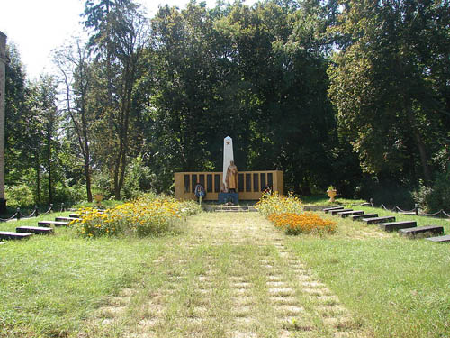 Sovjet Oorlogsbegraafplaats Kopyliv #1