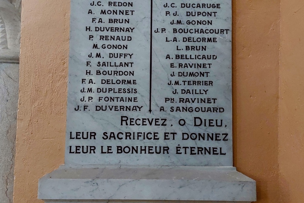 War Memorial L’Eglise de Saint-Amour-Bellevue #3