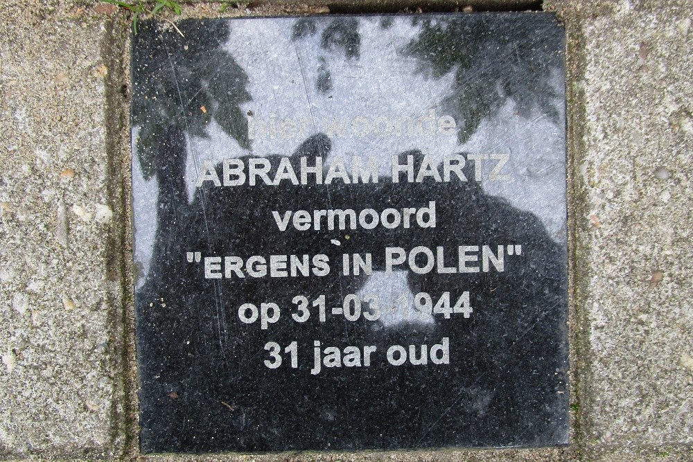 Memorial Stones Albert Hahnstraat 22 #4