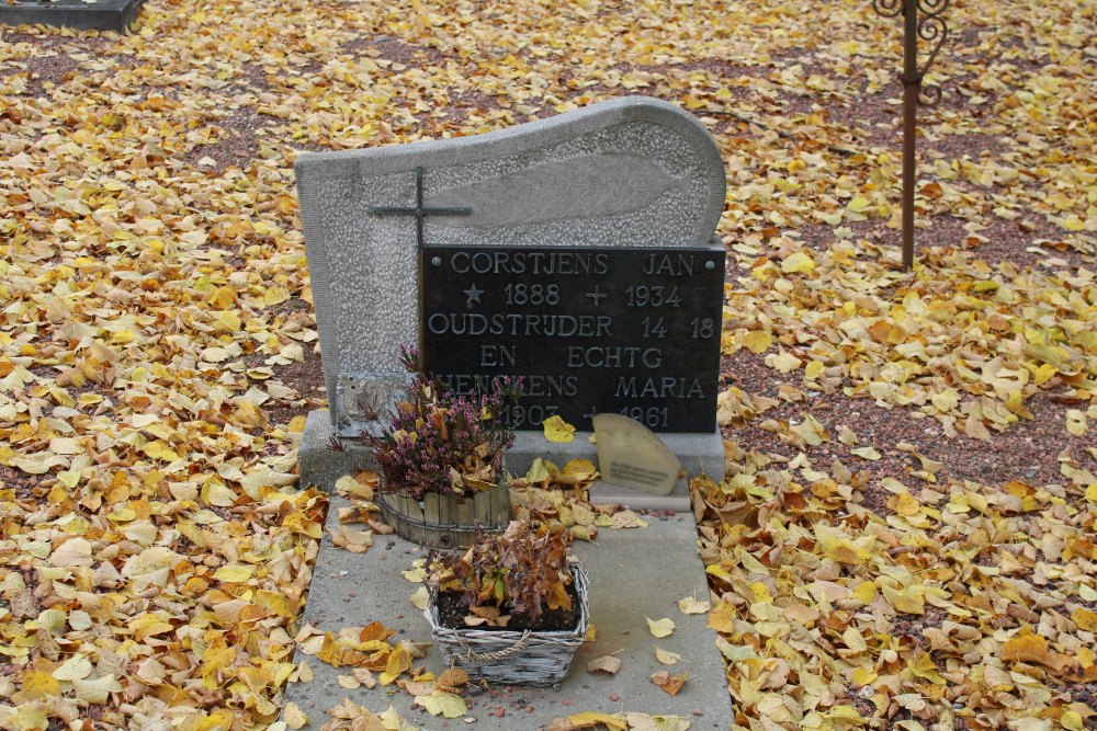 Belgian Graves Veterans Smeermaas #5