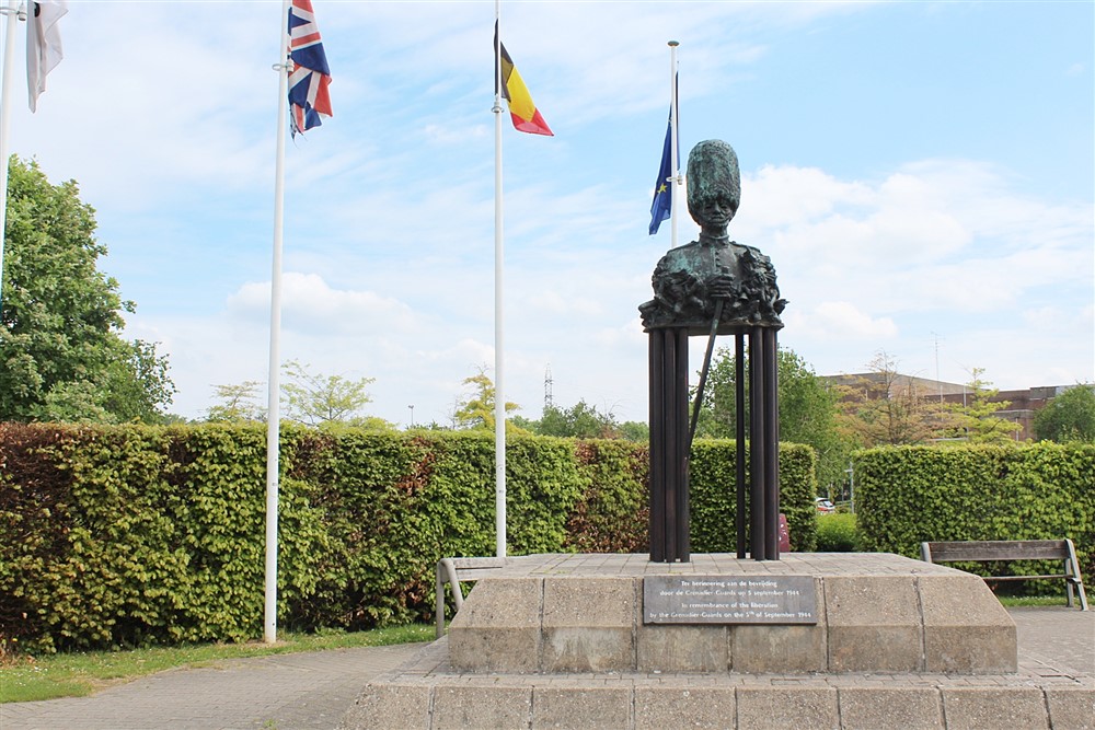 Monument Grenadier Guard Aarschot #1