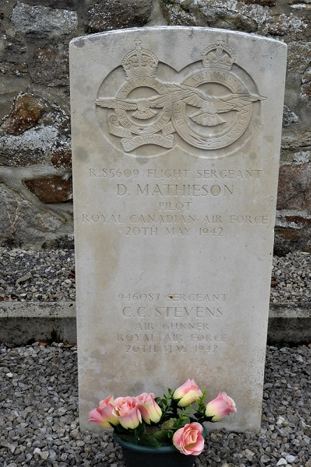 Commonwealth War Graves Hargnies Communal Cemetery #4
