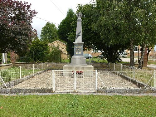 Oorlogsmonument Amagne #1