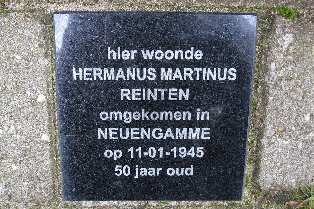 Herdenkingssteen Vermeerstraat 42 #1