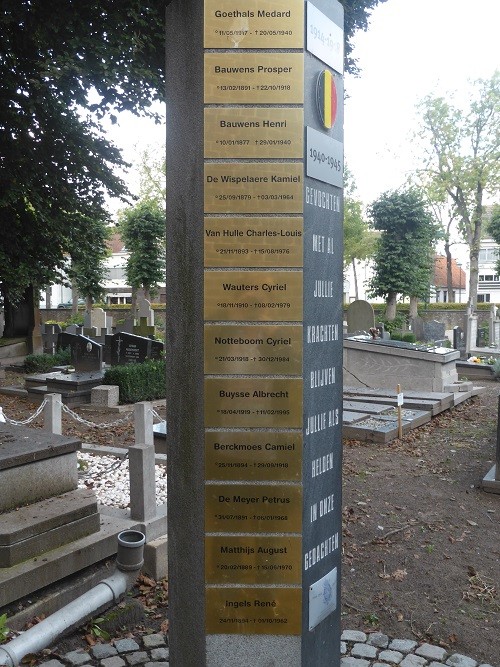 Remembrance Column at the Cemetery Kaprijke #5