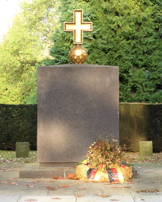 German War Graves Evere Cemetery Brussels City #4