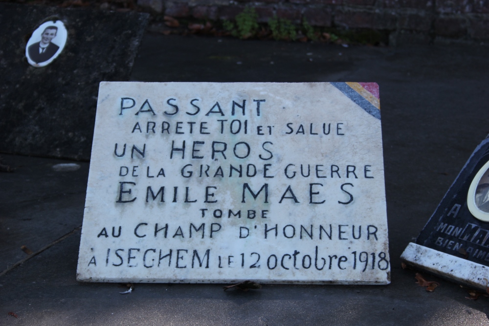 Belgian War Graves Naast #2