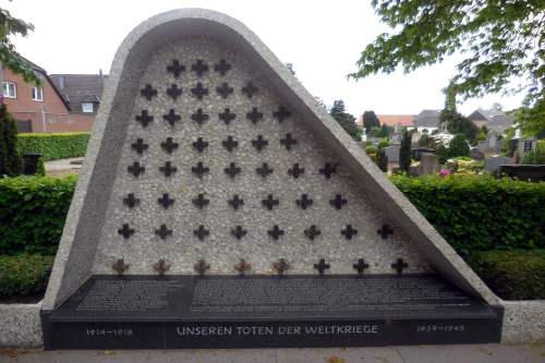 Oorlogsmonument Ginderich #2