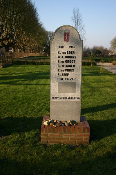 Oorlogsmonument Warffum #2