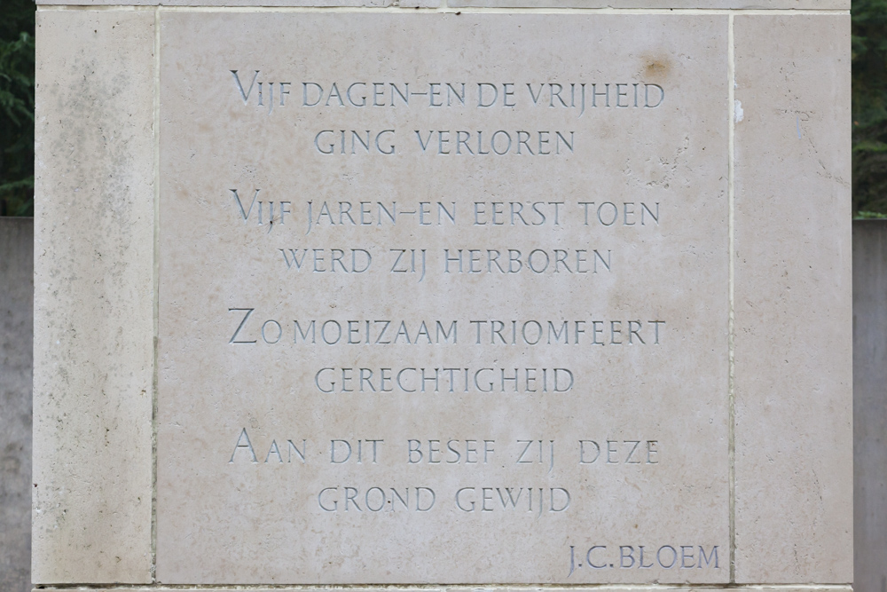 Nationaal Legermonument Nederlands Militair Ereveld Grebbeberg #4