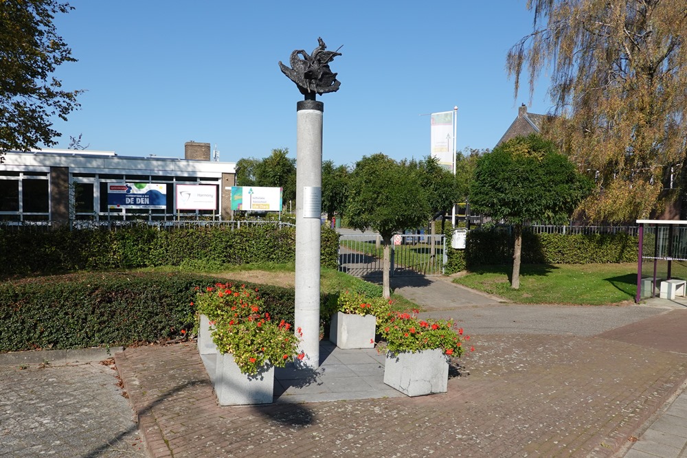 Monument Royal Air Force Mheer #4