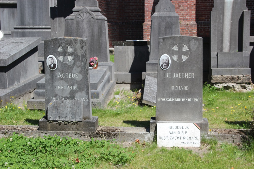 Belgian Graves Veterans Varsenare Churchyard #3