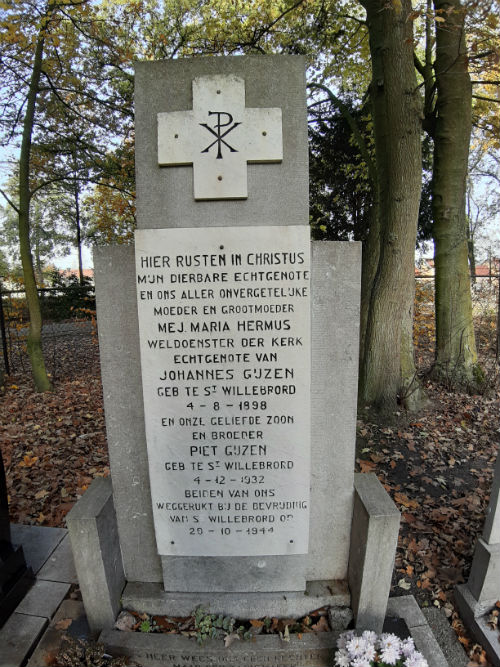 Graves Civilian Casualties Roman Catholic Cemetery Sint Willebrord #2