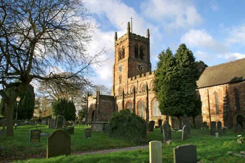 Commonwealth War Graves Holy Trinity Churchyard