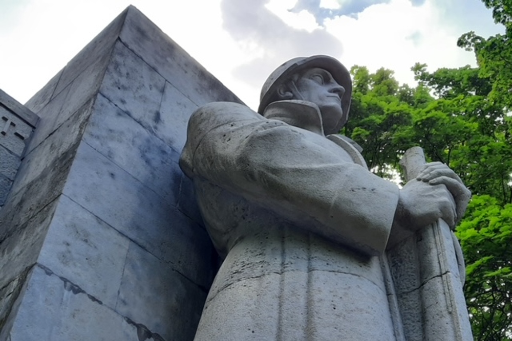 Oorlogsmonument Hildesheim #2