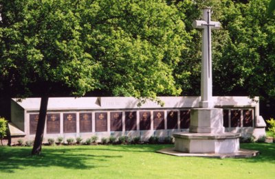 Oorlogsgraven van het Gemenebest Lawns Wood Cemetery
