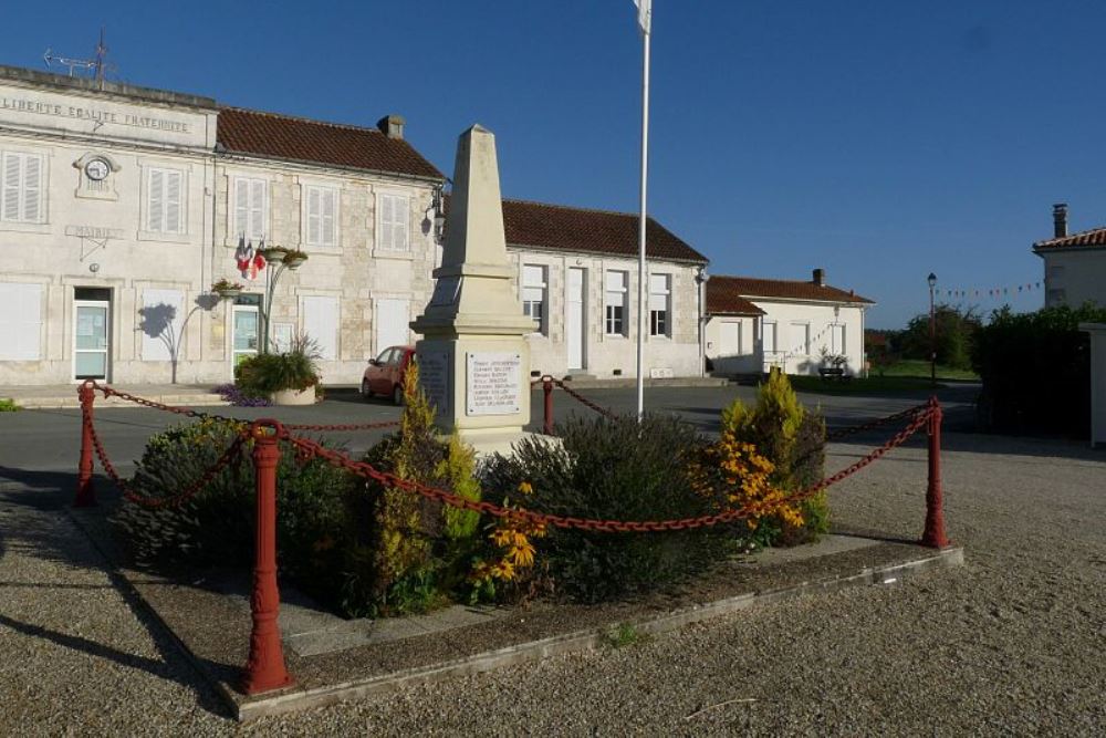 War Memorial Salignac-sur-Charente #1
