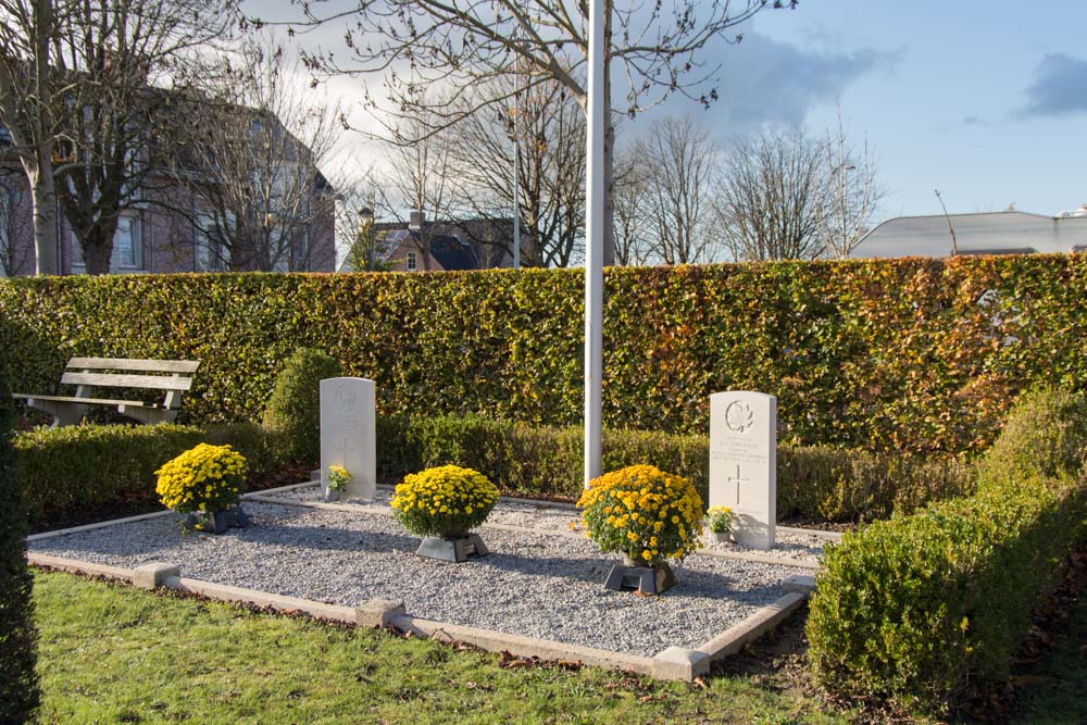 Commonwealth War Graves Gooreind Churchyard #1