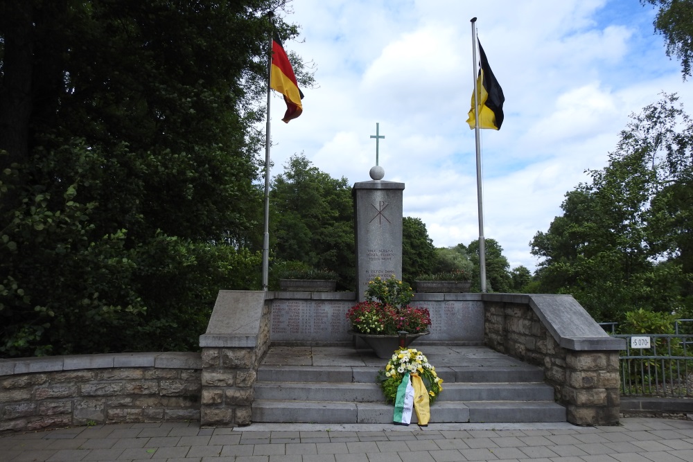 Oorlogsmonument Hahn #1