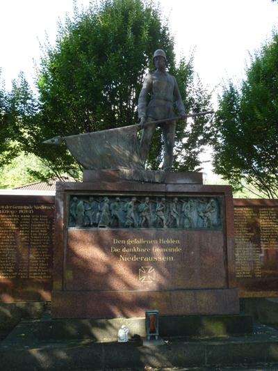 Oorlogsmonument Niederaußem #3