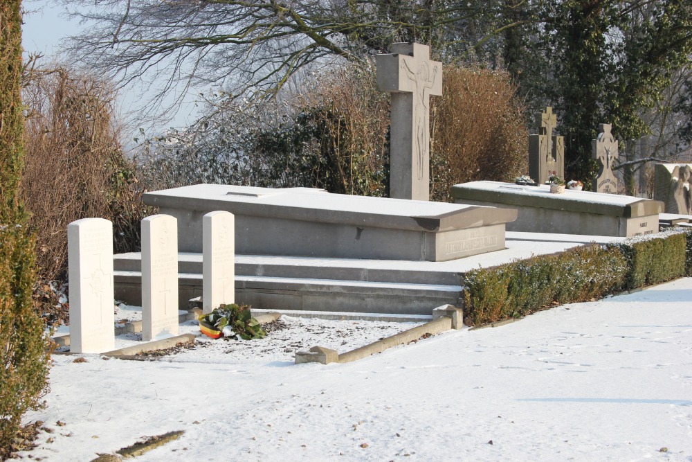 Oorlogsgraven van het Gemenebest Wielsbeke #2