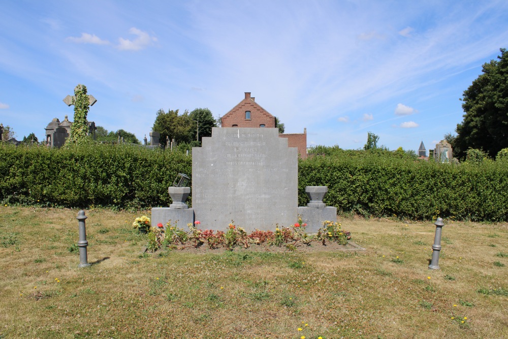 Memorial Second Word War Cemetery Jemappes #1