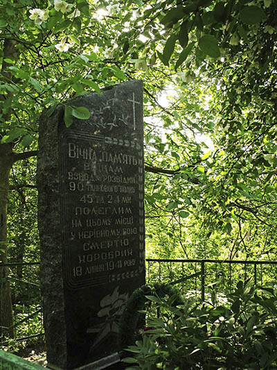 Mass Grave Soviet Soldiers Prybuzke