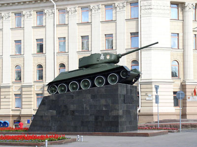 Bevrijdingsmonument (T-34/85 Tank) Minsk #1