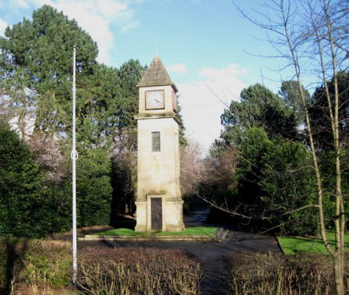 Oorlogsmonument Helmshore #1