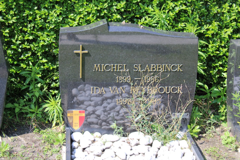 Belgian Graves Veterans Knokke-Heist Central Cemetery #4