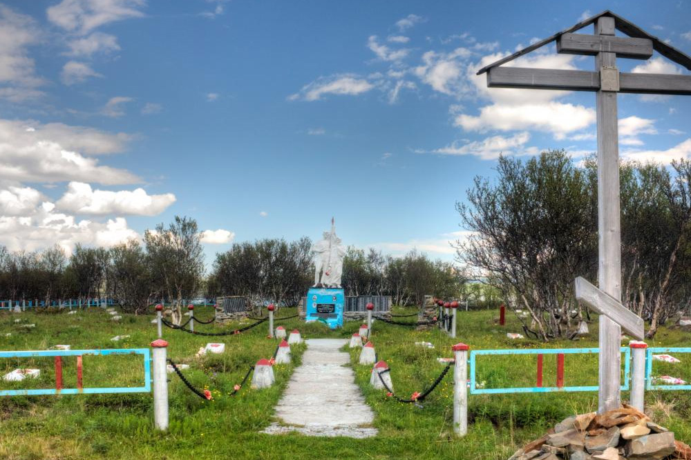 Sovjet Oorlogsbegraafplaats Sredniy #1