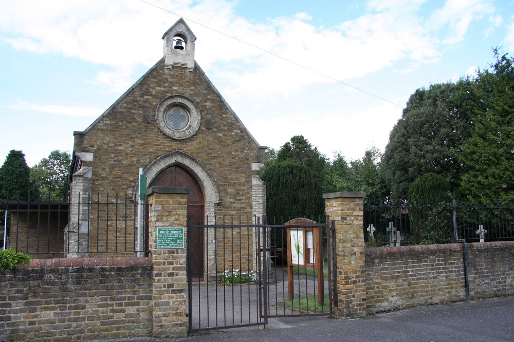 Oorlogsgraven van het Gemenebest Molesey Cemetery