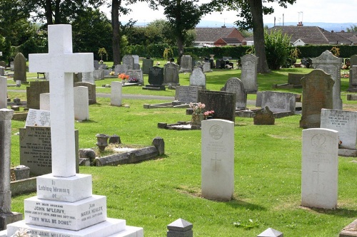 Commonwealth War Graves Neston Cemetery #1