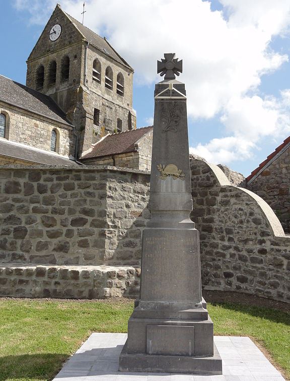 War Memorial Molinchart