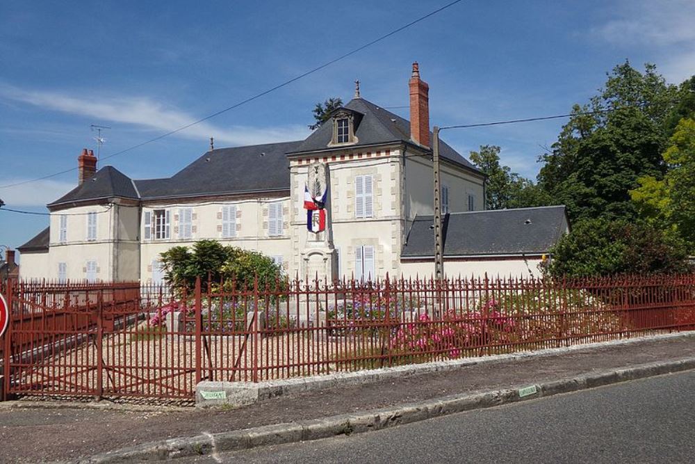 War Memorial Beaulieu-sur-Loire