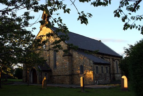 Commonwealth War Graves Holy Trinity Churchyard