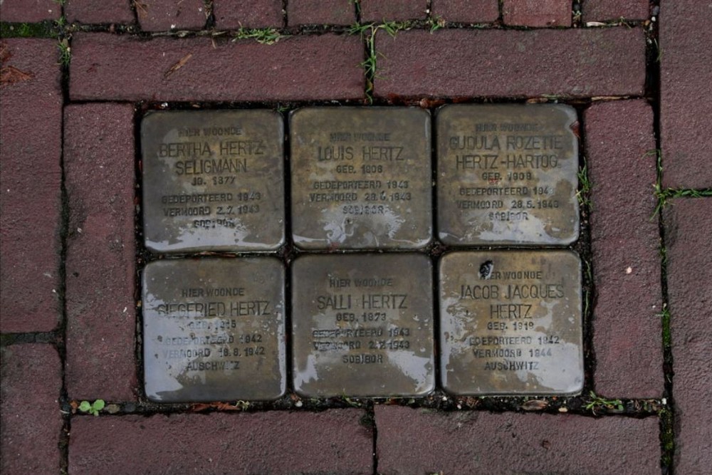 Stumbling Stones Putstraat 90