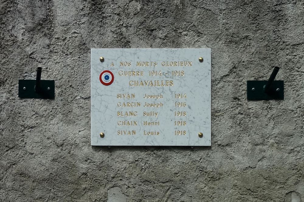 Oorlogsmonument Chavailles #1
