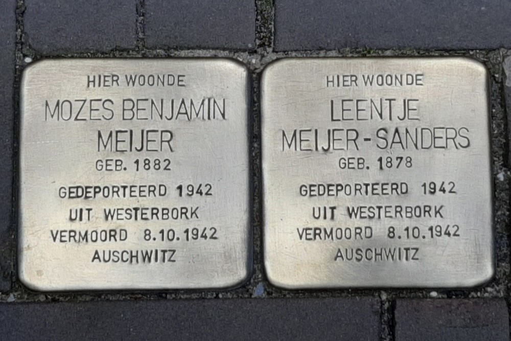 Stolpersteine Paviljoensgracht 23