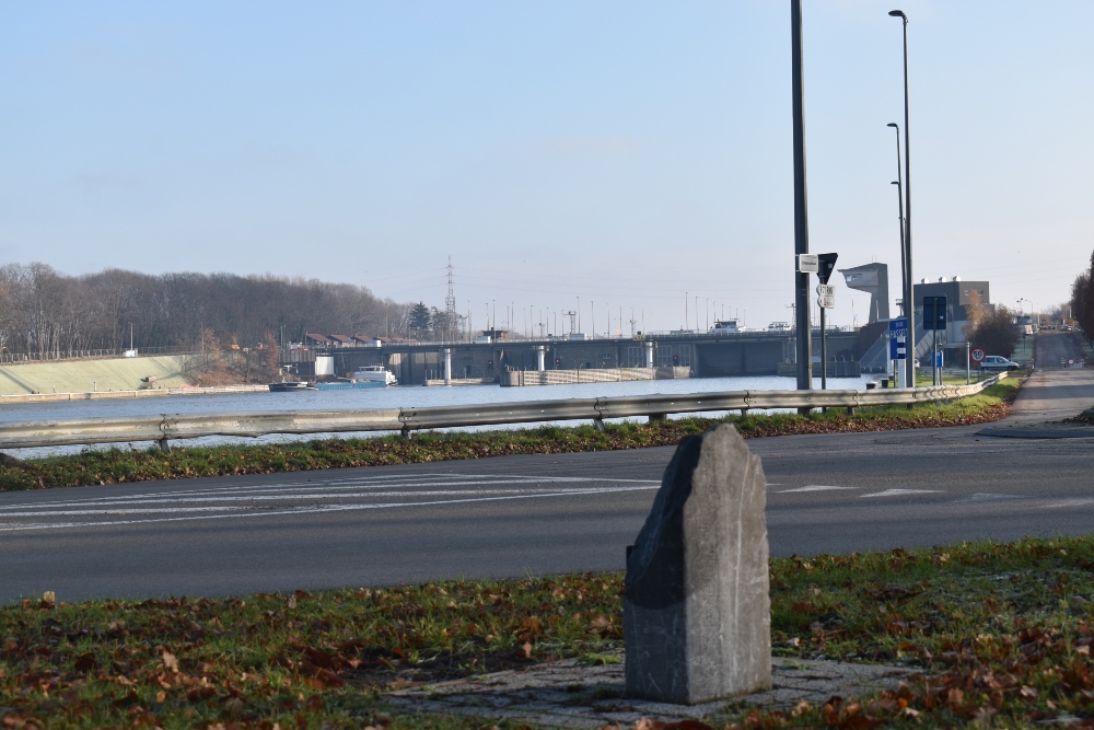 Oorlogsmonument US 2nd Armored Division #4