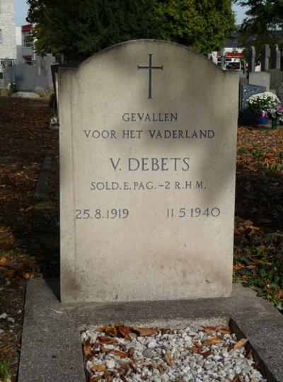 Dutch War Grave Beek #2