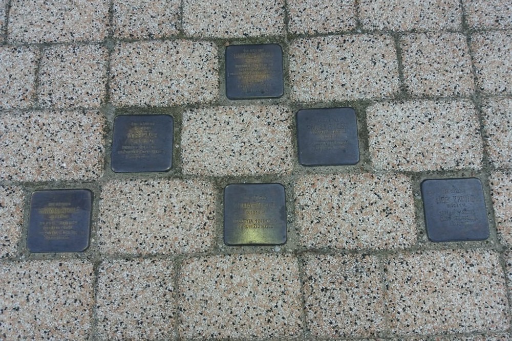 Stumbling Stones Liepų aikštė